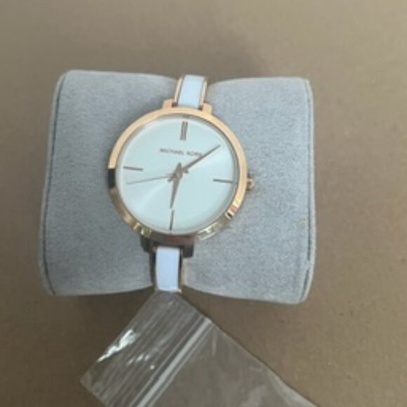 White Michael Kors Watch - Picture 7 of 9